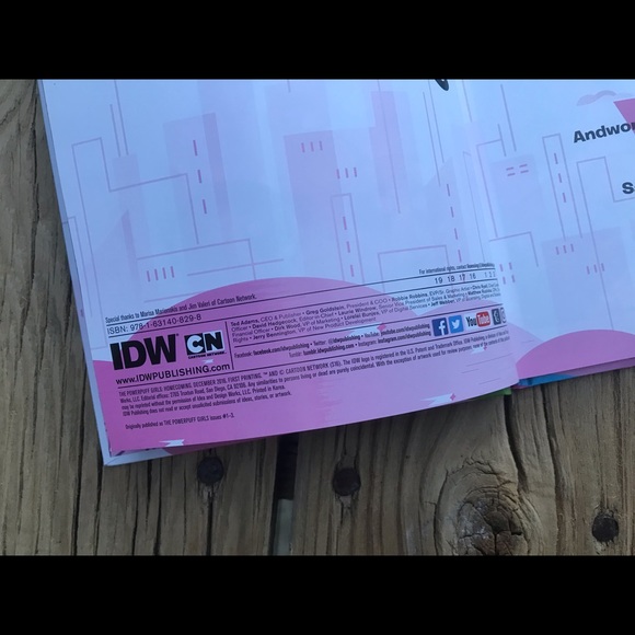 2016 POWERPUFF GIRLS Homecoming Kid Graphic Novel Blossom Buttercup Bubbles Book - Picture 3 of 15